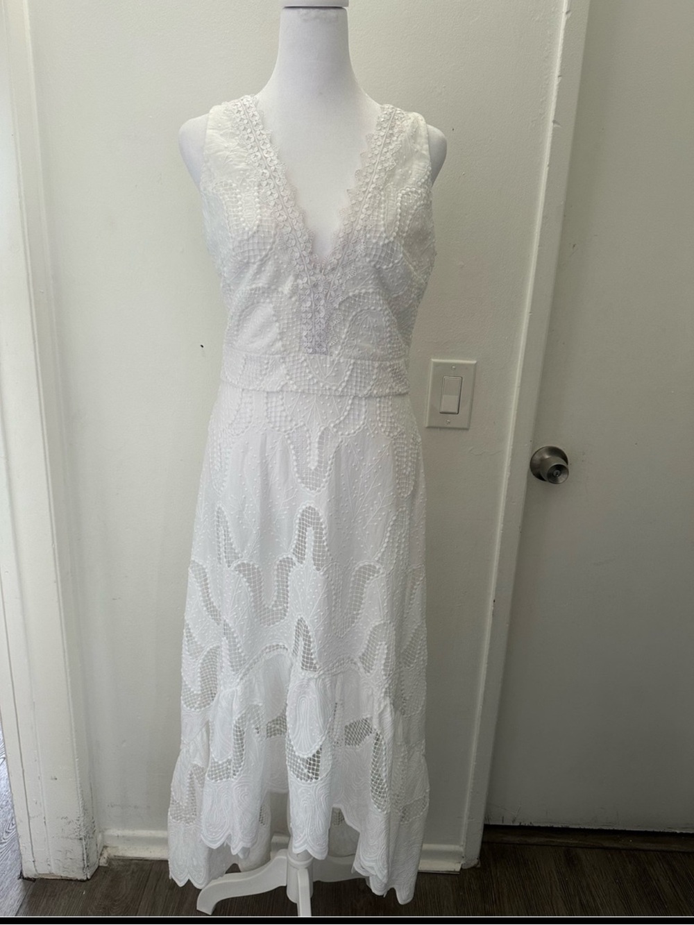 Marciano by Guess White Lace High-Low Maxi Dress NWT -100% Cotton - Picture 7 of 10